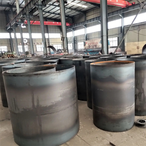 选择中卫钢护筒的材质时考虑哪些条件？